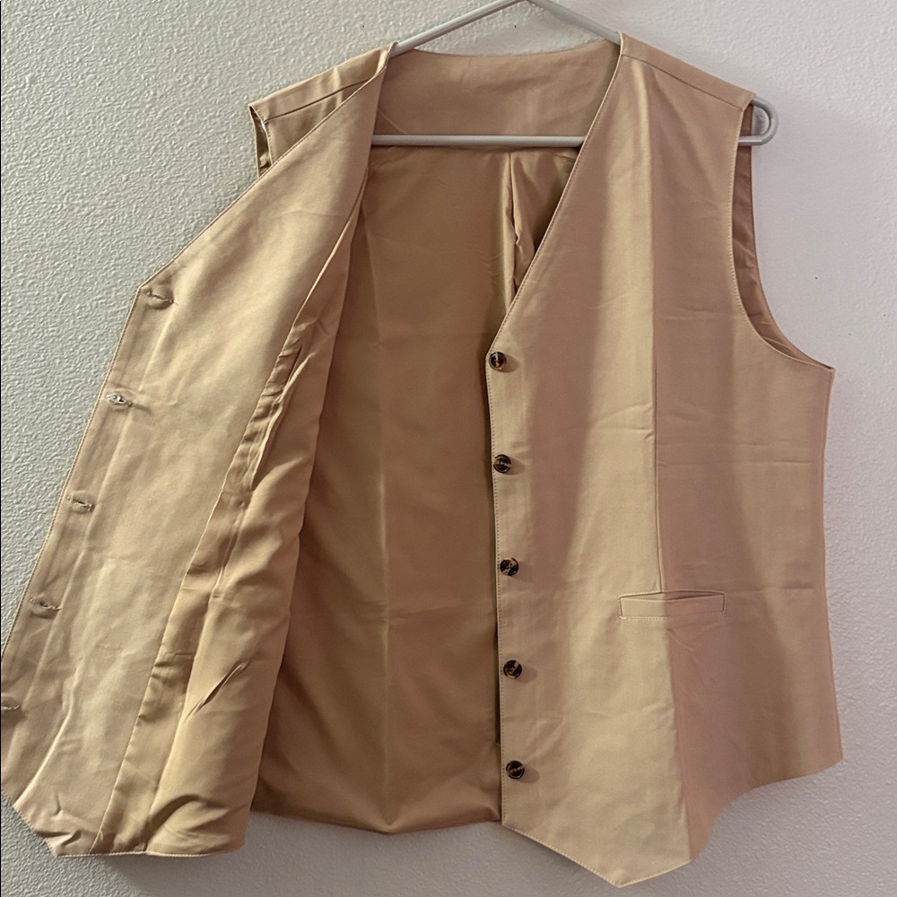 Tan Button-Up Vest - Picture 3 of 5